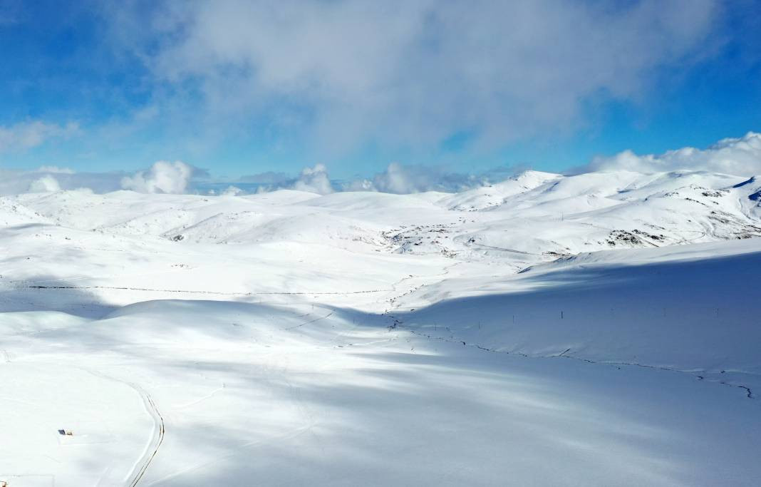 Trabzon'un yüksek kesimleri beyaz örtüyle kaplandı - Resim: 13